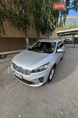 Внедорожник / Кроссовер Kia Sorento 2019 в 