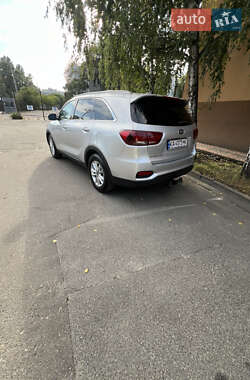 Внедорожник / Кроссовер Kia Sorento 2019 в 