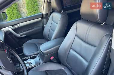 Внедорожник / Кроссовер Kia Sorento 2011 в 