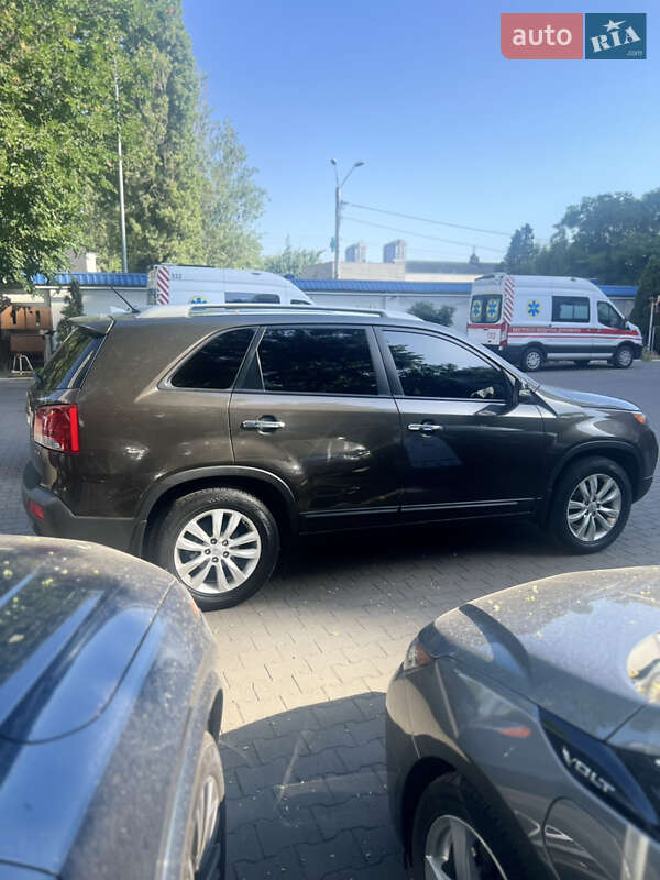 Внедорожник / Кроссовер Kia Sorento 2011 в Одессе