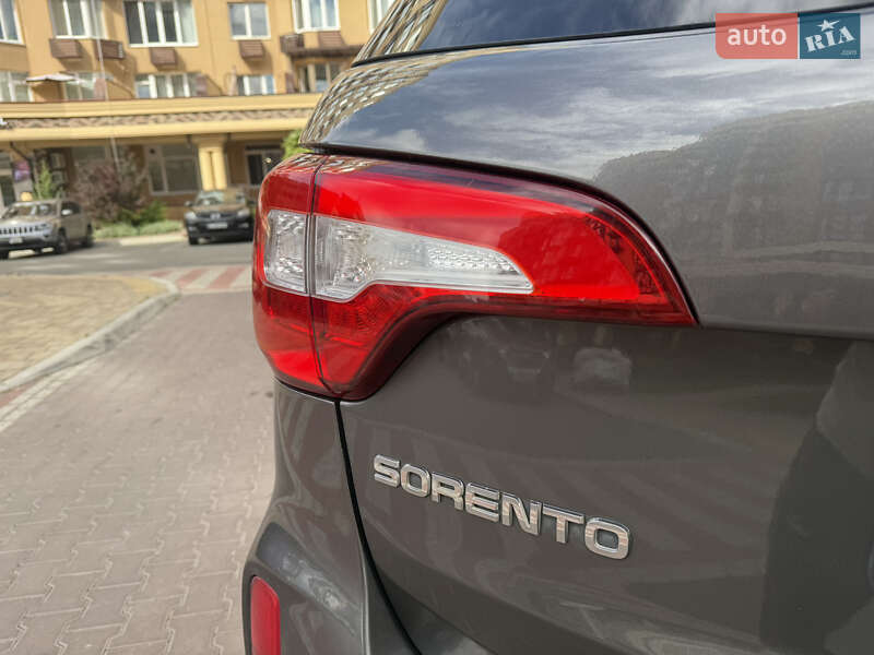 Позашляховик / Кросовер Kia Sorento 2014 в Києві фото 24 Позашляховик / Кросовер Kia Sorento 2014 в Києві