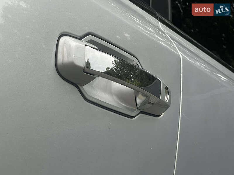 Позашляховик / Кросовер Kia Sorento 2006 в Трускавці