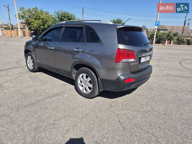 Внедорожник / Кроссовер Kia Sorento 2011 в Запорожье