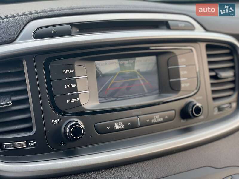 Позашляховик / Кросовер Kia Sorento 2016 в Одесі