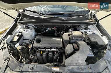 Позашляховик / Кросовер Kia Sorento 2010 в 