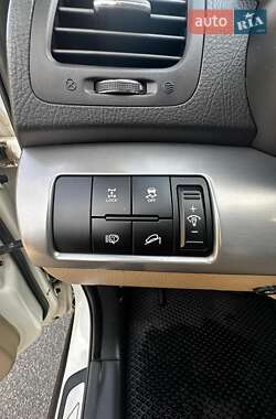 Позашляховик / Кросовер Kia Sorento 2010 в 
