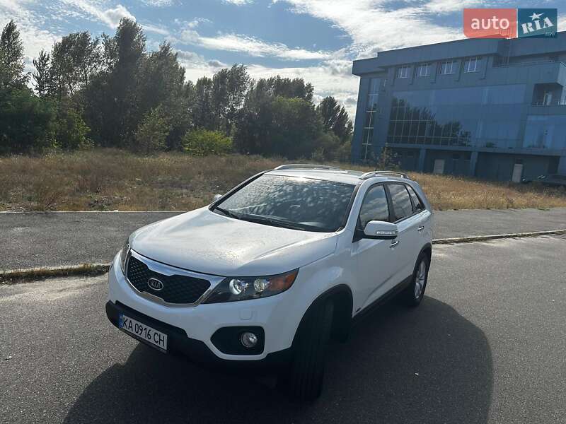 Внедорожник / Кроссовер Kia Sorento 2010 в Киеве