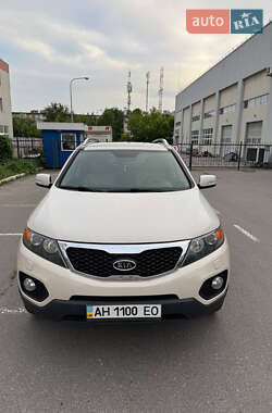 Внедорожник / Кроссовер Kia Sorento 2010 в Харькове