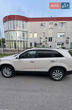 Внедорожник / Кроссовер Kia Sorento 2010 в 