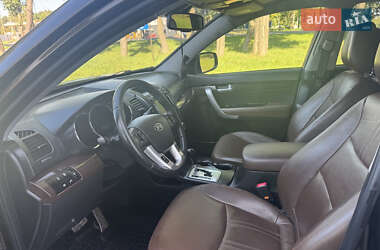 Внедорожник / Кроссовер Kia Sorento 2011 в 