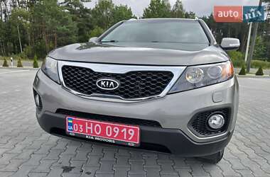 Внедорожник / Кроссовер Kia Sorento 2012 в 