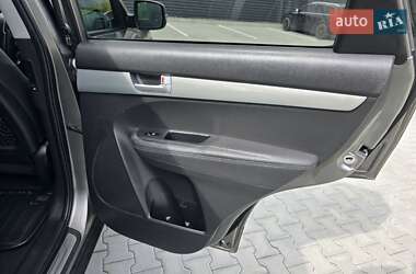 Внедорожник / Кроссовер Kia Sorento 2012 в 