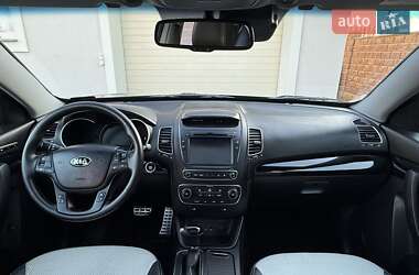 Внедорожник / Кроссовер Kia Sorento 2015 в 