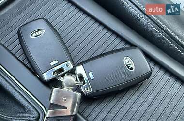 Внедорожник / Кроссовер Kia Sorento 2015 в 