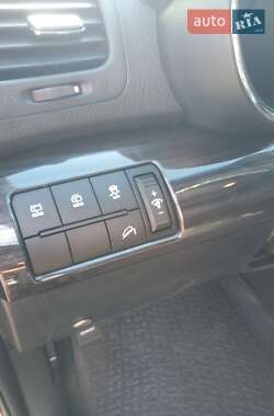 Позашляховик / Кросовер Kia Sorento 2012 в 