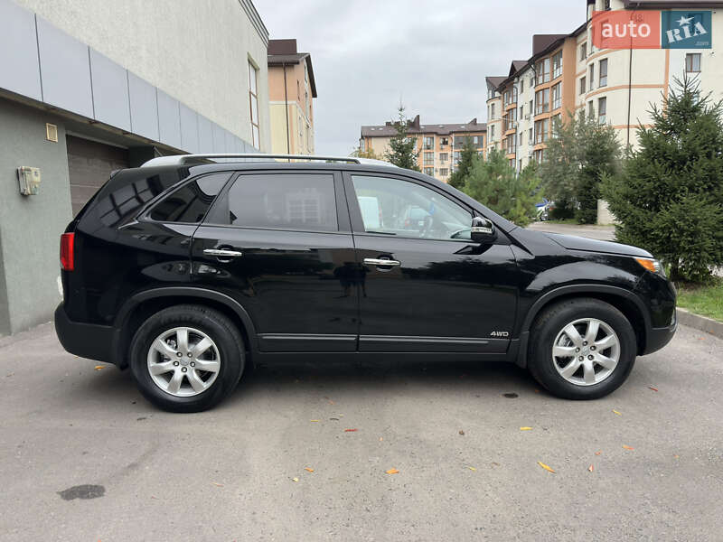Внедорожник / Кроссовер Kia Sorento 2010 в Ровно