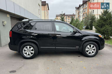 Внедорожник / Кроссовер Kia Sorento 2010 в 