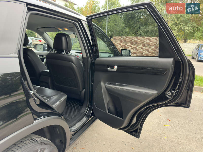 Внедорожник / Кроссовер Kia Sorento 2010 в Ровно