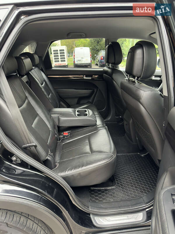 Внедорожник / Кроссовер Kia Sorento 2010 в Ровно