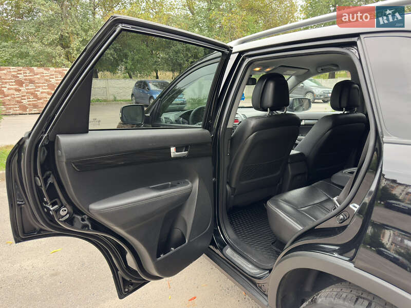 Внедорожник / Кроссовер Kia Sorento 2010 в Ровно