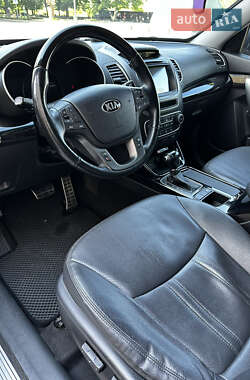 Внедорожник / Кроссовер Kia Sorento 2014 в 