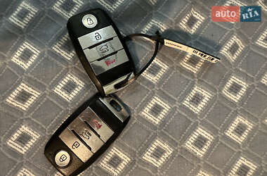 Внедорожник / Кроссовер Kia Sorento 2014 в 