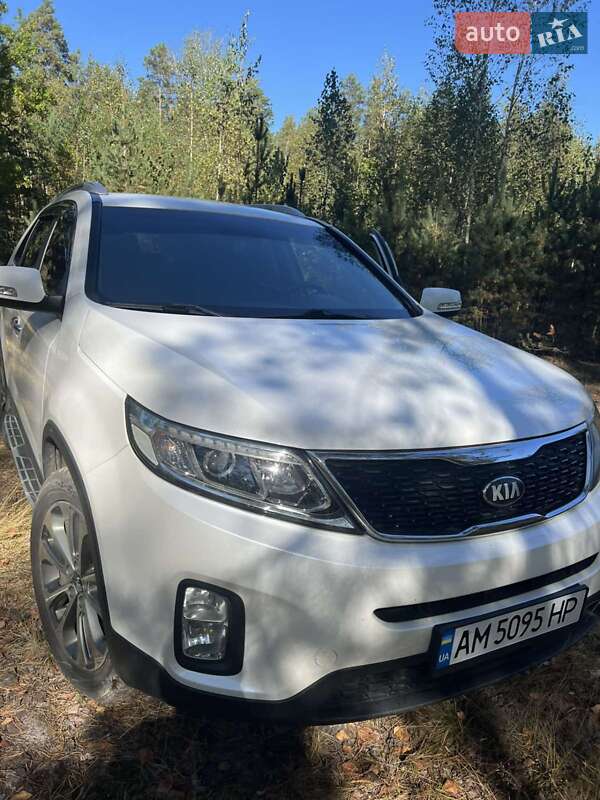 Внедорожник / Кроссовер Kia Sorento 2013 в Житомире