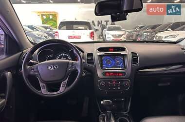 Внедорожник / Кроссовер Kia Sorento 2013 в 