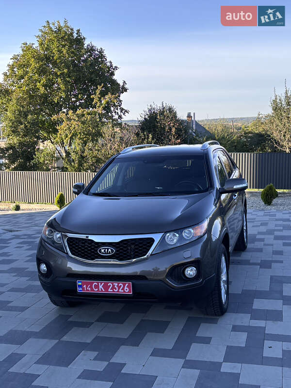 Внедорожник / Кроссовер Kia Sorento 2011 в Калуше