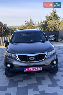 Позашляховик / Кросовер Kia Sorento 2011 в  фото 11 Позашляховик / Кросовер Kia Sorento 2011 в