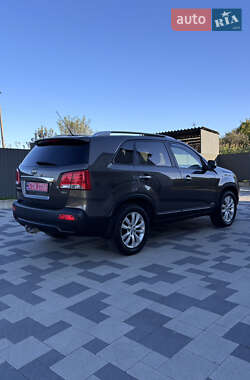 Позашляховик / Кросовер Kia Sorento 2011 в  фото 19 Позашляховик / Кросовер Kia Sorento 2011 в