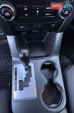 Позашляховик / Кросовер Kia Sorento 2011 в  фото 37 Позашляховик / Кросовер Kia Sorento 2011 в