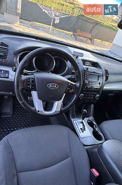 Позашляховик / Кросовер Kia Sorento 2011 в  фото 33 Позашляховик / Кросовер Kia Sorento 2011 в