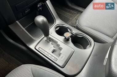 Внедорожник / Кроссовер Kia Sorento 2012 в 