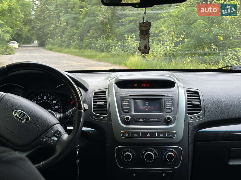 Позашляховик / Кросовер Kia Sorento 2013 в Києві