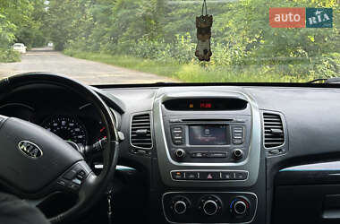 Внедорожник / Кроссовер Kia Sorento 2013 в 