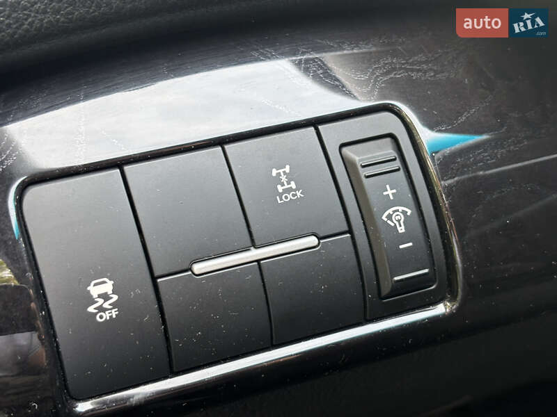 Позашляховик / Кросовер Kia Sorento 2013 в Києві