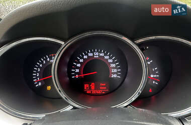 Внедорожник / Кроссовер Kia Sorento 2010 в 