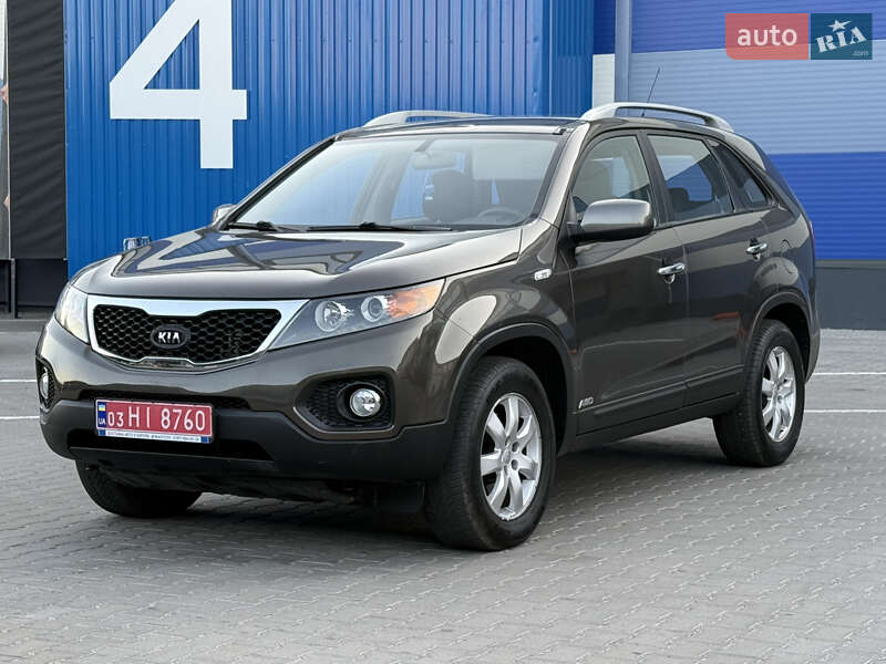 Внедорожник / Кроссовер Kia Sorento 2012 в 