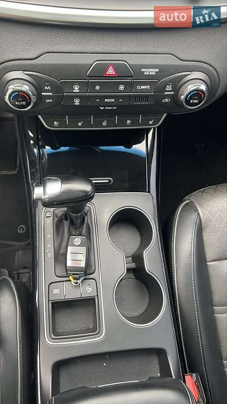 Позашляховик / Кросовер Kia Sorento 2015 в Києві фото 20 Позашляховик / Кросовер Kia Sorento 2015 в Києві