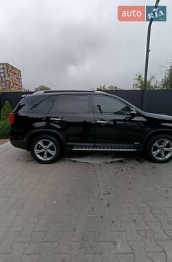 Внедорожник / Кроссовер Kia Sorento 2014 в 