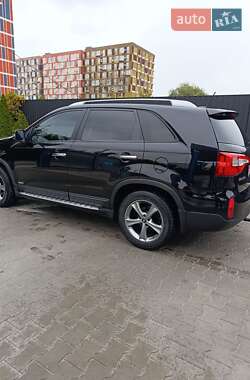 Внедорожник / Кроссовер Kia Sorento 2014 в 