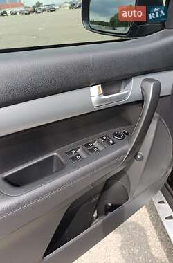 Внедорожник / Кроссовер Kia Sorento 2014 в 