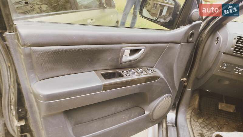 Внедорожник / Кроссовер Kia Sorento 2009 в Николаеве