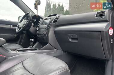 Внедорожник / Кроссовер Kia Sorento 2014 в 