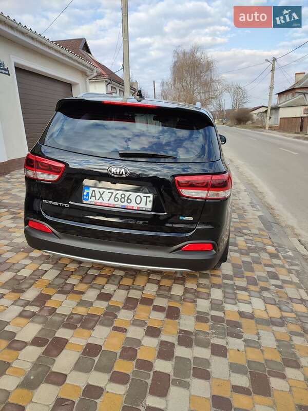 Позашляховик / Кросовер Kia Sorento 2015 в Харкові