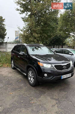 Внедорожник / Кроссовер Kia Sorento 2010 в 