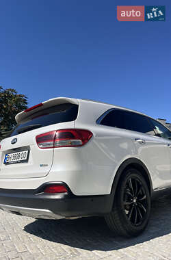 Внедорожник / Кроссовер Kia Sorento 2017 в 