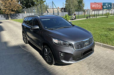 Внедорожник / Кроссовер Kia Sorento 2019 в 