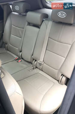 Внедорожник / Кроссовер Kia Sorento 2012 в 